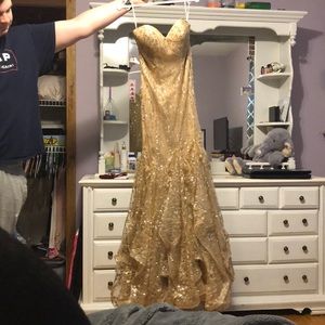 Prom dress